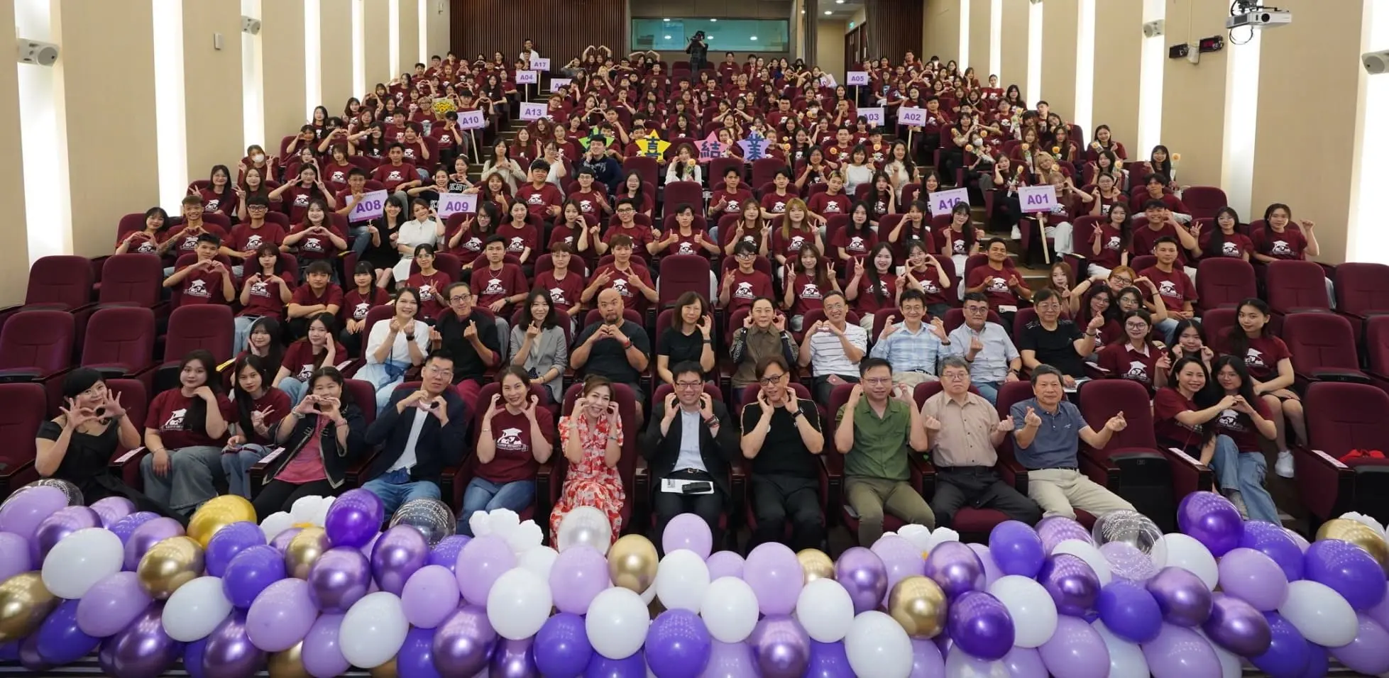 Lớp học du học Đài Loan hệ 1+4